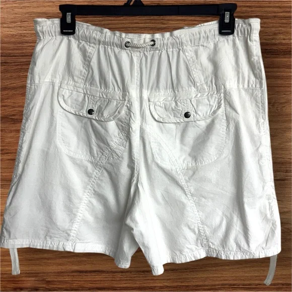 *NWOT* Free People Moon Bay Parachute Cargo Shorts Size Medium - Picture 4 of 8